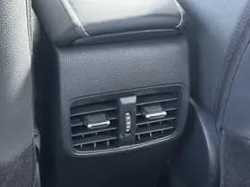 Toyota Corolla-touring-sports thumbnail 23