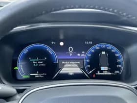 Toyota Corolla-touring-sports thumbnail 25