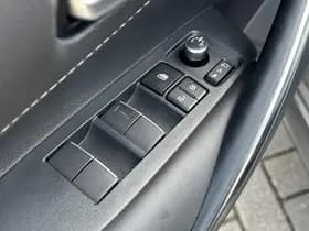 Toyota Corolla-touring-sports thumbnail 58