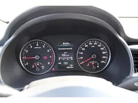 Kia Stonic thumbnail 58