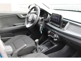 Kia Rio thumbnail 11