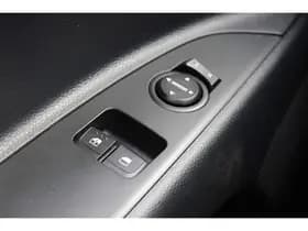 Kia Stonic thumbnail 69