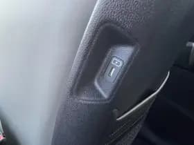 Kia Sorento thumbnail 48