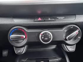 Kia Stonic thumbnail 50