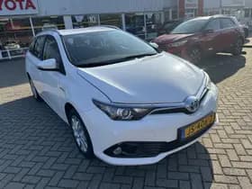 Toyota Auris thumbnail 21