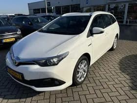 Toyota Auris thumbnail 39