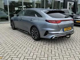 Kia Proceed thumbnail 40