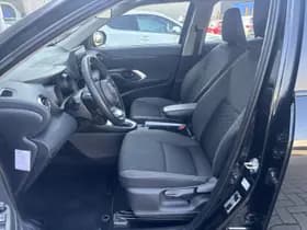 Toyota Yaris-cross thumbnail 11