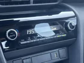 Toyota Yaris-cross thumbnail 31