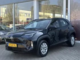 Toyota Yaris-cross thumbnail 7