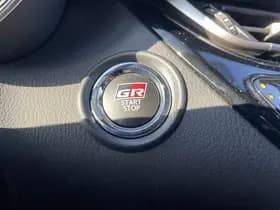 Toyota C-hr thumbnail 35