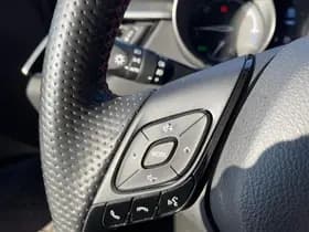 Toyota C-hr thumbnail 38