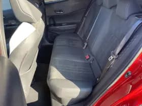 Toyota C-hr thumbnail 5