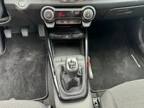 Kia Stonic thumbnail 10