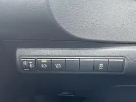 Toyota Corolla thumbnail 13