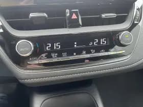 Toyota Corolla thumbnail 22