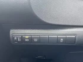 Toyota Corolla thumbnail 40