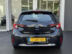 Toyota Corolla thumbnail 5