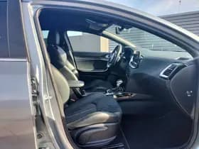 Kia Proceed thumbnail 42