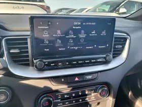 Kia Proceed thumbnail 61