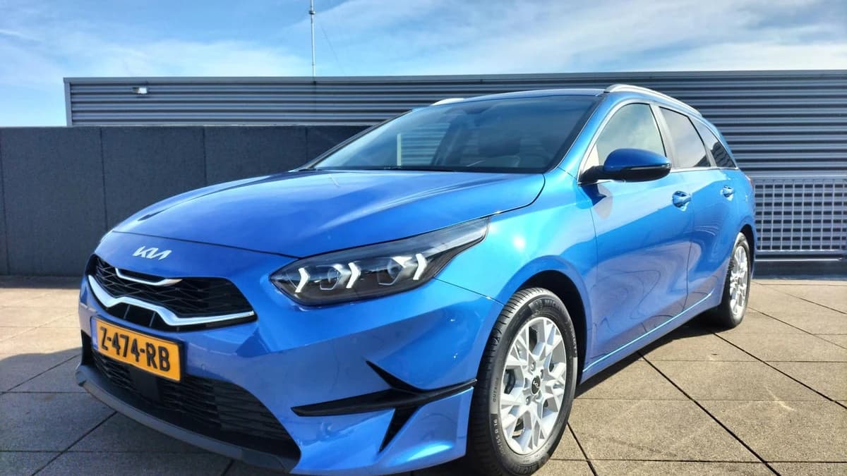 Kia Ceed-sportswagon — foto 1