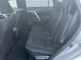 Toyota Rav4 thumbnail 18