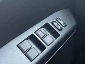 Toyota Rav4 thumbnail 41