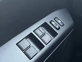 Toyota Rav4 thumbnail 87