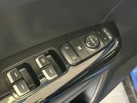 Kia Sportage thumbnail 4