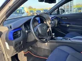 Toyota C-hr thumbnail 31
