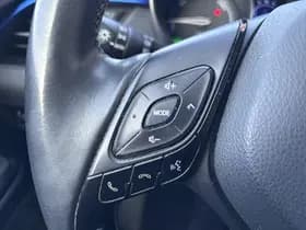 Toyota C-hr thumbnail 36
