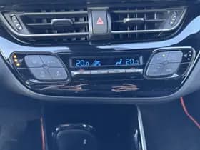 Toyota C-hr thumbnail 47