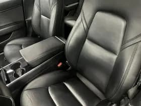 Tesla Model-3 thumbnail 2