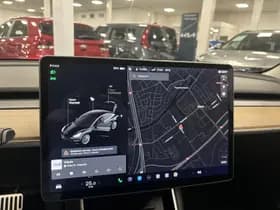 Tesla Model-3 thumbnail 13