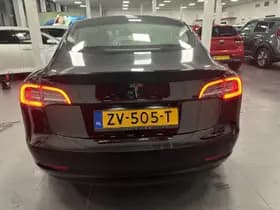 Tesla Model-3 thumbnail 19