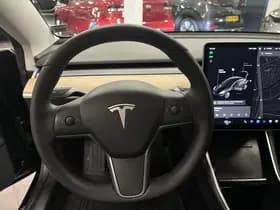 Tesla Model-3 thumbnail 29