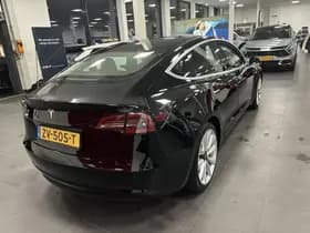 Tesla Model-3 thumbnail 48