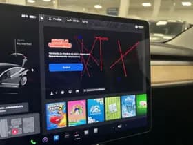 Tesla Model-3 thumbnail 9