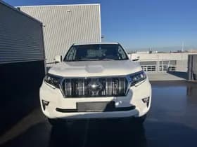 Toyota Land-cruiser thumbnail 4