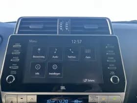 Toyota Land-cruiser thumbnail 42