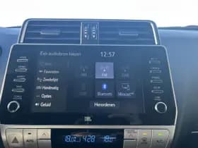 Toyota Land-cruiser thumbnail 43