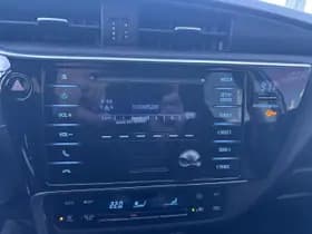 Toyota Auris thumbnail 14