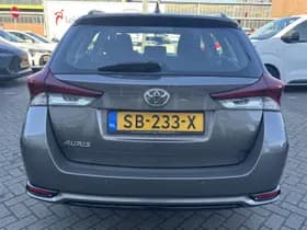 Toyota Auris thumbnail 27