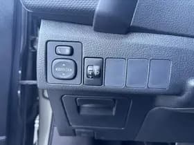 Toyota Auris thumbnail 38