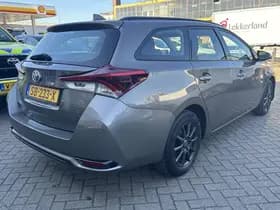 Toyota Auris thumbnail 52