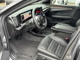 Renault Megane-e-tech thumbnail 13