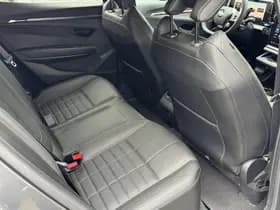 Renault Megane-e-tech thumbnail 8