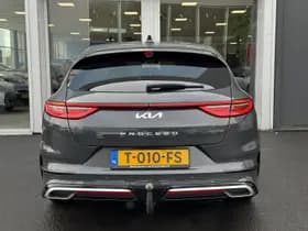 Kia Proceed thumbnail 5