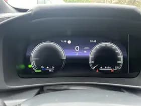 Toyota C-hr thumbnail 11