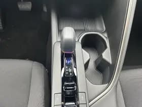 Toyota C-hr thumbnail 18